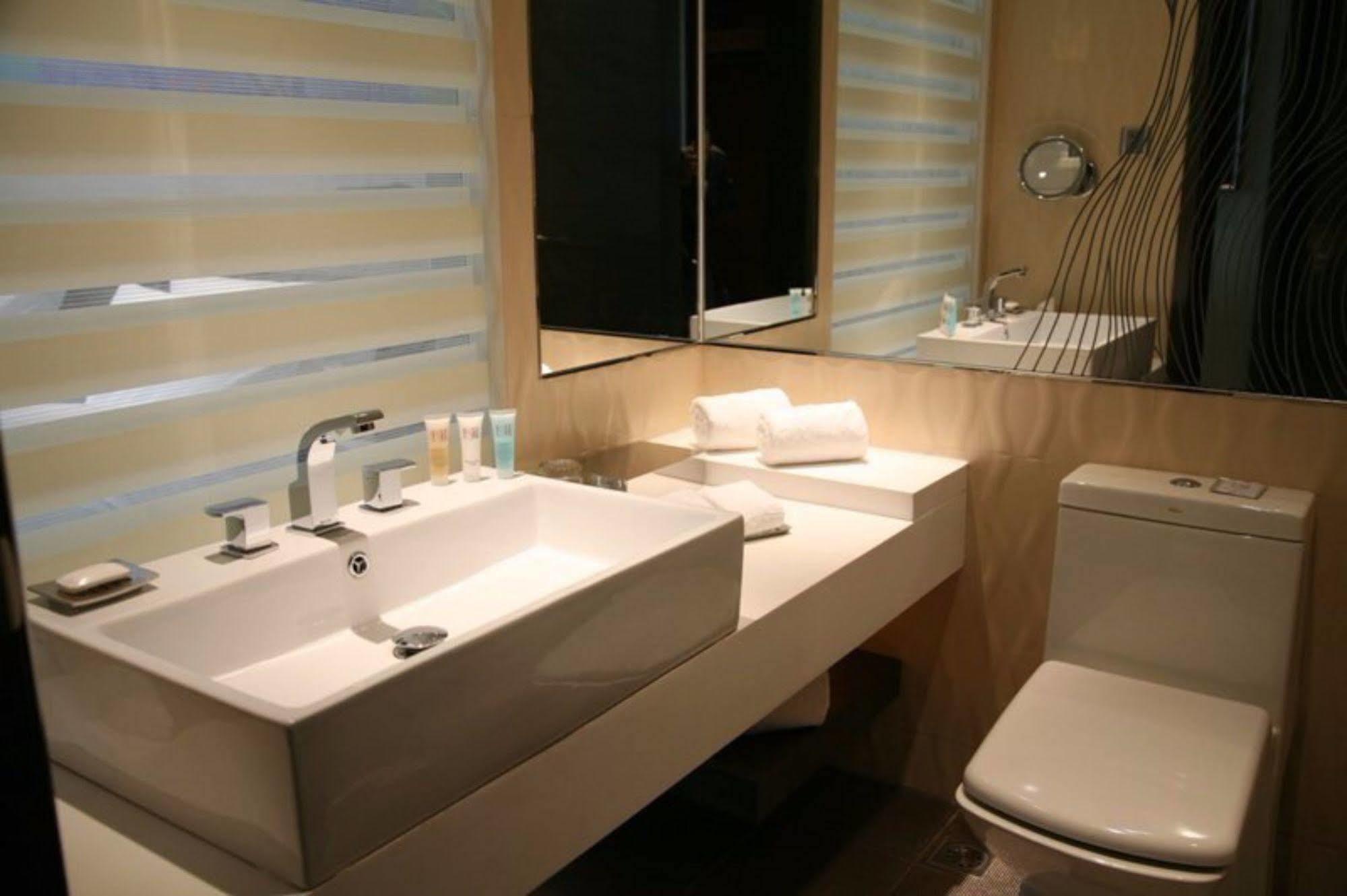Elan Inn Иньчуань Экстерьер фото